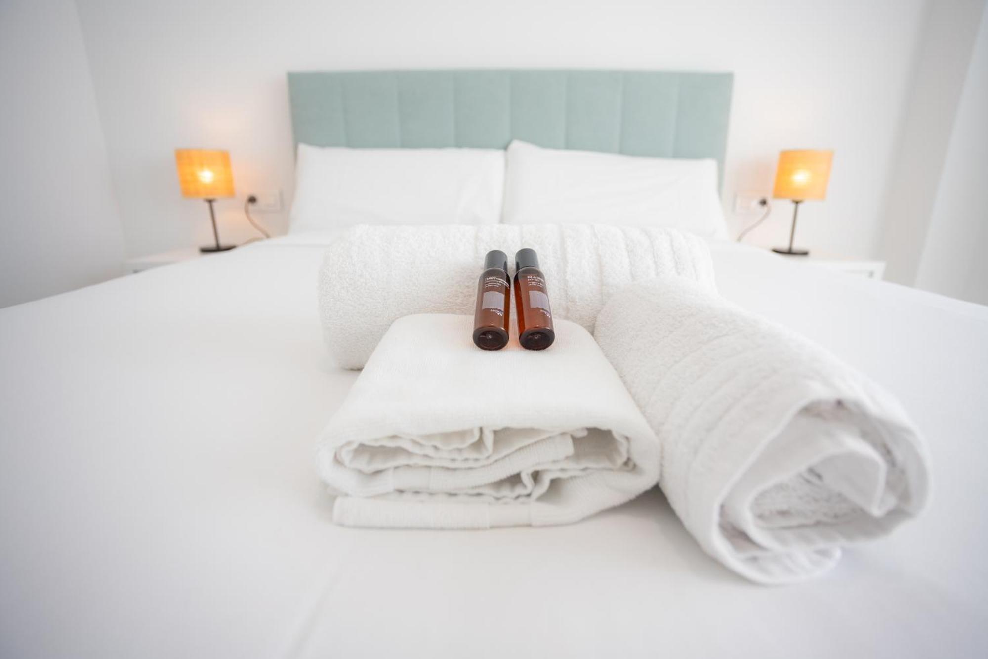 L&G Apartments Bahia Suite Alicante Luaran gambar
