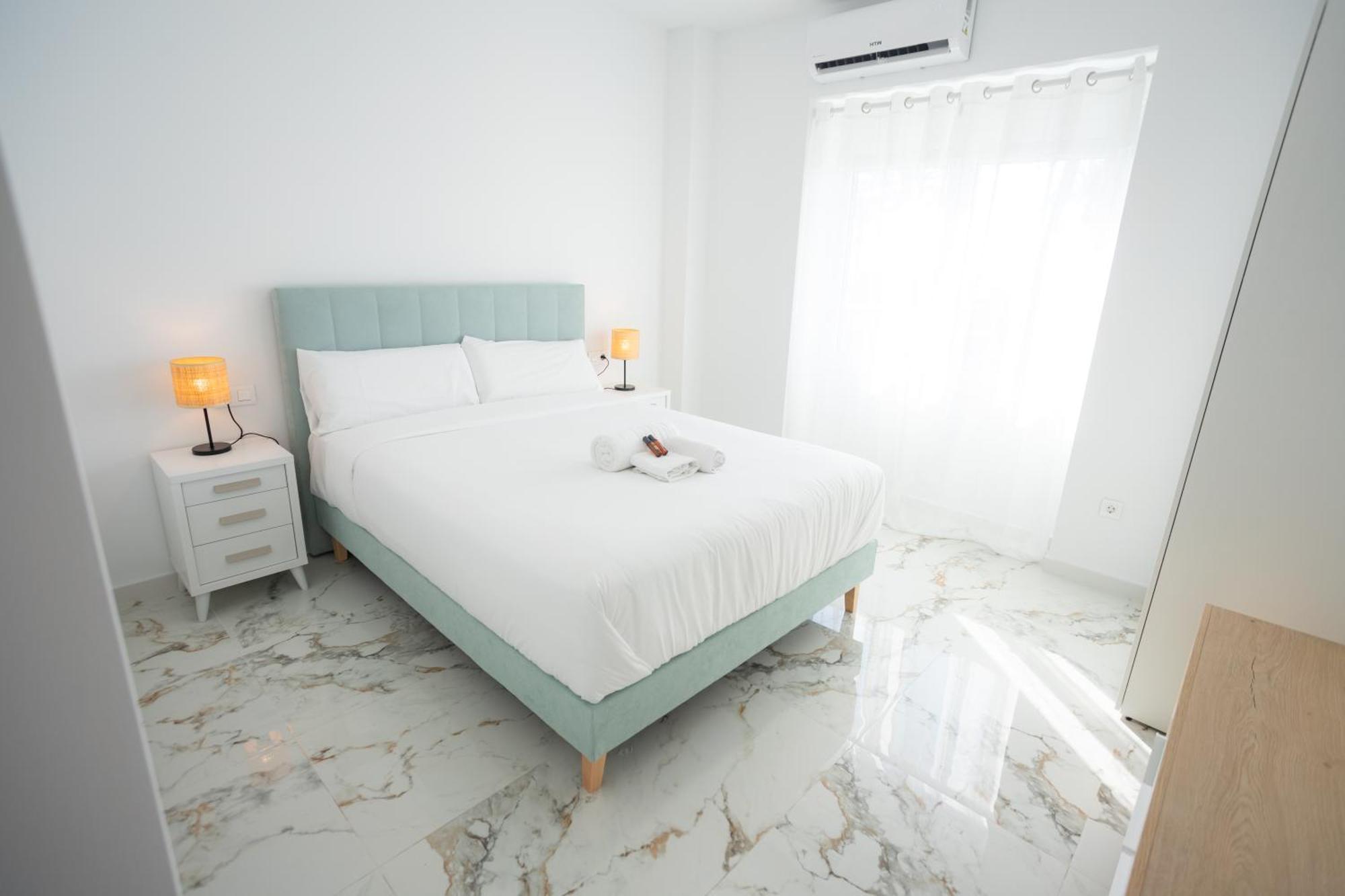 L&G Apartments Bahia Suite Alicante Luaran gambar