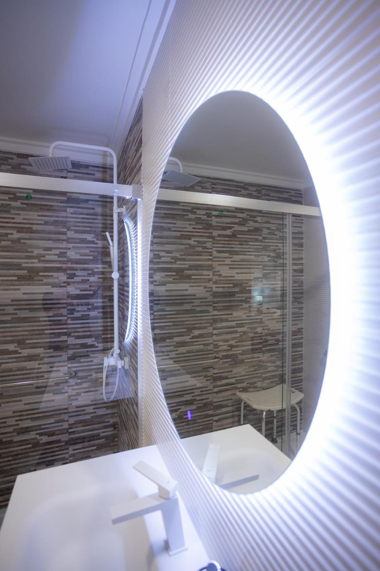 L&G Apartments Bahia Suite Alicante Luaran gambar