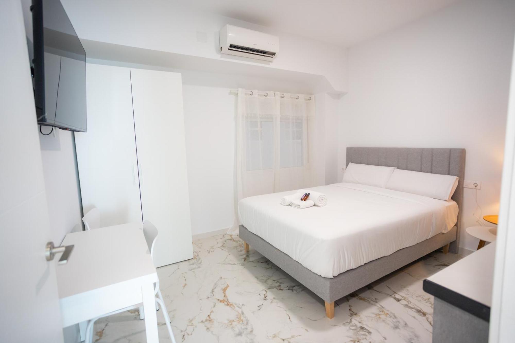 L&G Apartments Bahia Suite Alicante Luaran gambar