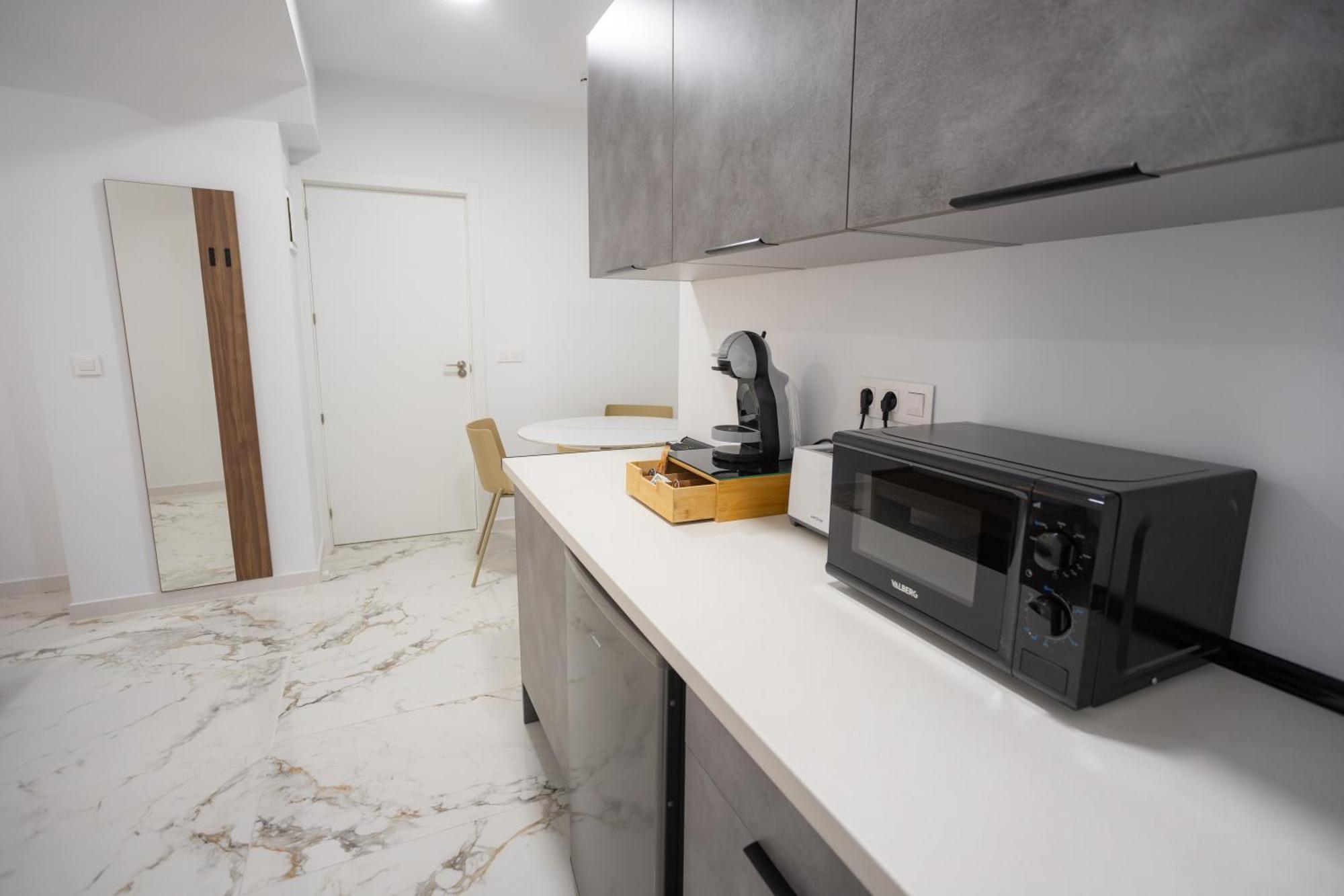 L&G Apartments Bahia Suite Alicante Luaran gambar